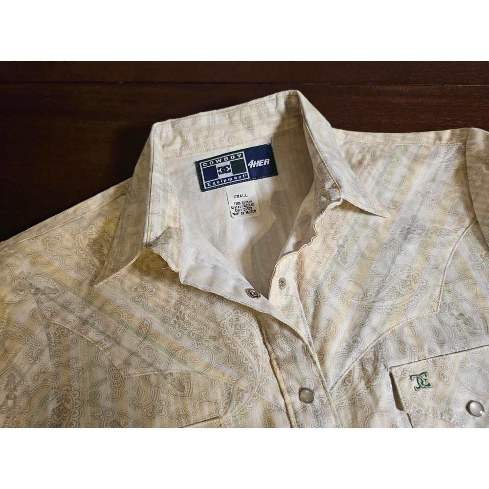 Vtg Cowboy Equipment 4HER Western Pearl Snap Shirt Women S White Yellow Paisley